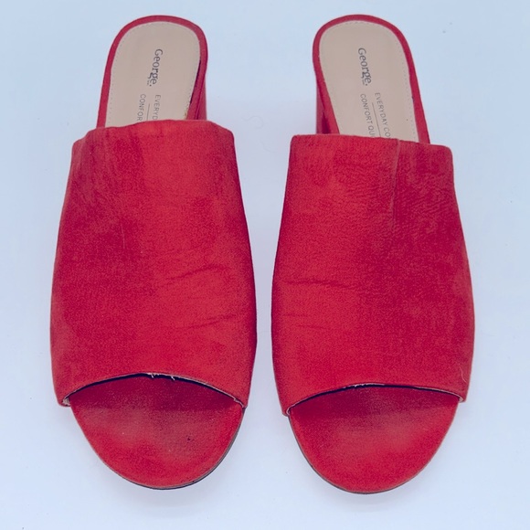 Ladies 3 pairs of open toe sandals with almost 3inch heel, light wear. - Picture 6 of 9